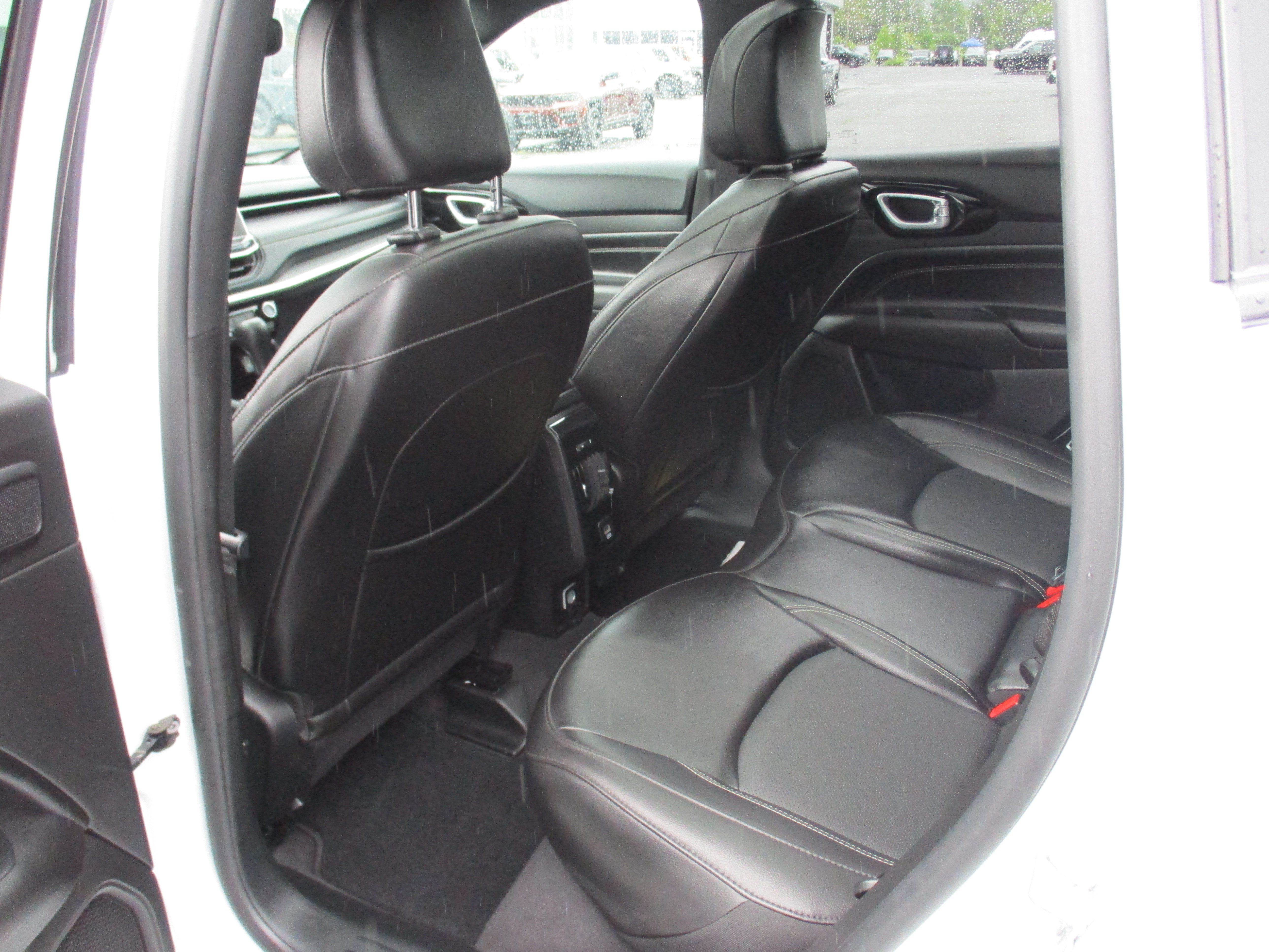 Certified 2023 Jeep Compass High Altitude AWD/4WD image 12