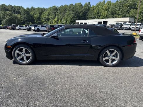 Used 2015 Chevrolet Camaro LT RWD image 4
