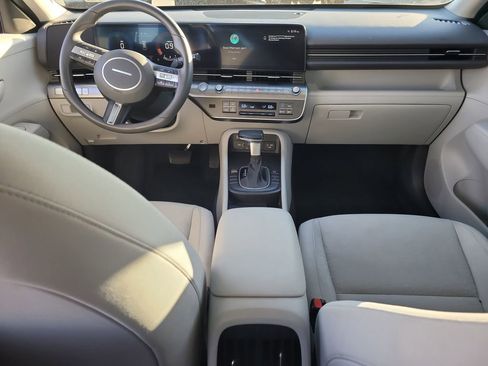 Used 2024 Hyundai Kona SEL image 11