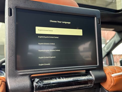 New 2026 Chrysler Pacifica Pinnacle w/ Trailer Tow Group image 15