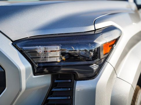 New 2026 Toyota Tacoma SR5 image 5