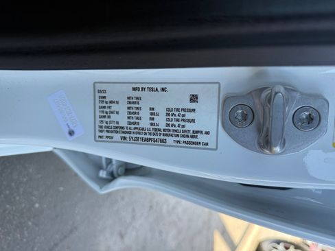 Used 2023 Tesla Model 3 Standard Range RWD image 23