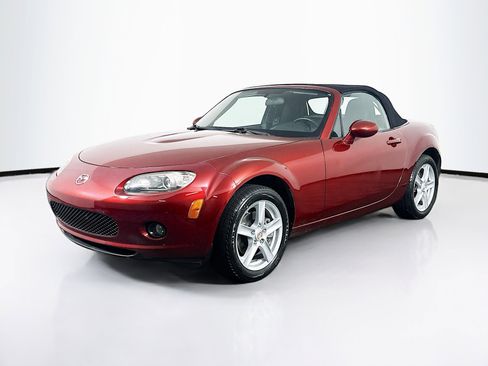 Used 2008 MAZDA MX-5 Miata Sport image 3