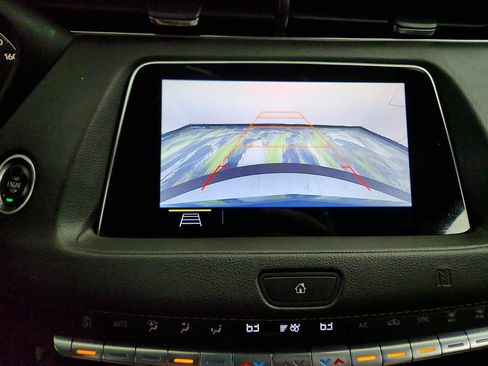 Used 2019 Cadillac XT4 Premium Luxury w/ Cold Weather Package FWD image 20