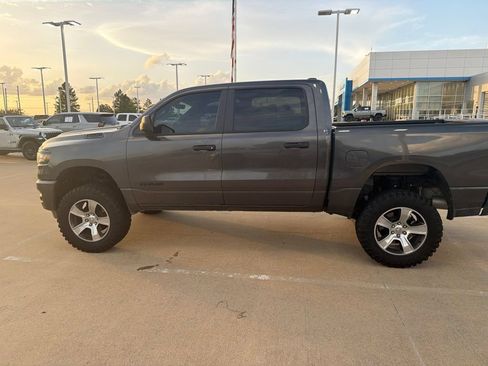 Used 2025 RAM 1500 Tradesman AWD/4WD image 7