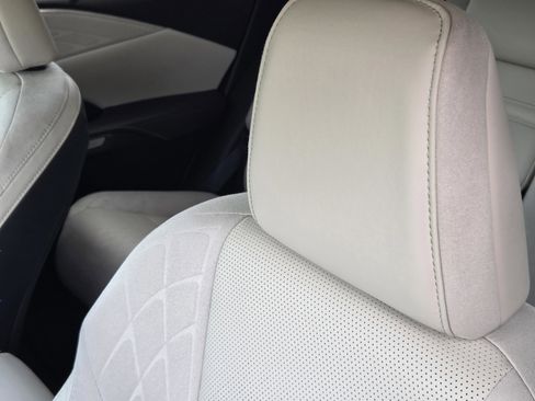 Used 2023 Lexus RX 350 FWD w/ Cold Area Package image 32