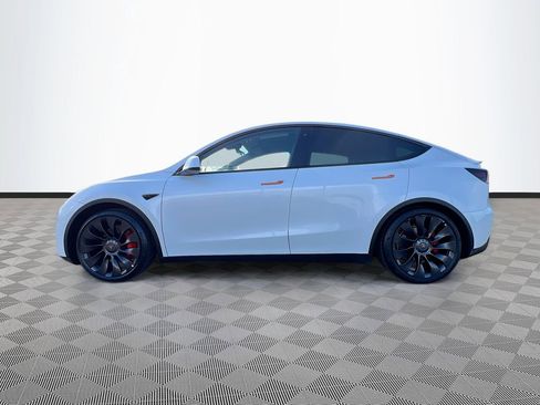 Used 2022 Tesla Model Y Performance image 4