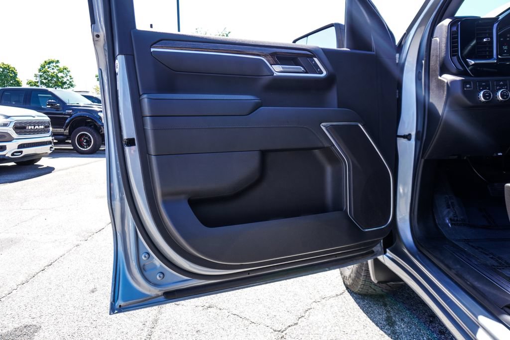 Used 2024 GMC Sierra 1500 Elevation AWD/4WD image 18