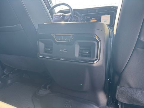 Used 2023 GMC Sierra 1500 AT4 w/ Technology Package image 22
