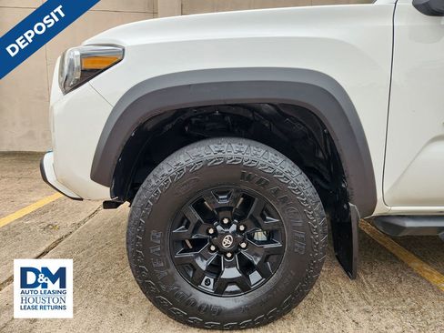 Used 2023 Toyota Tacoma TRD Off-Road image 4
