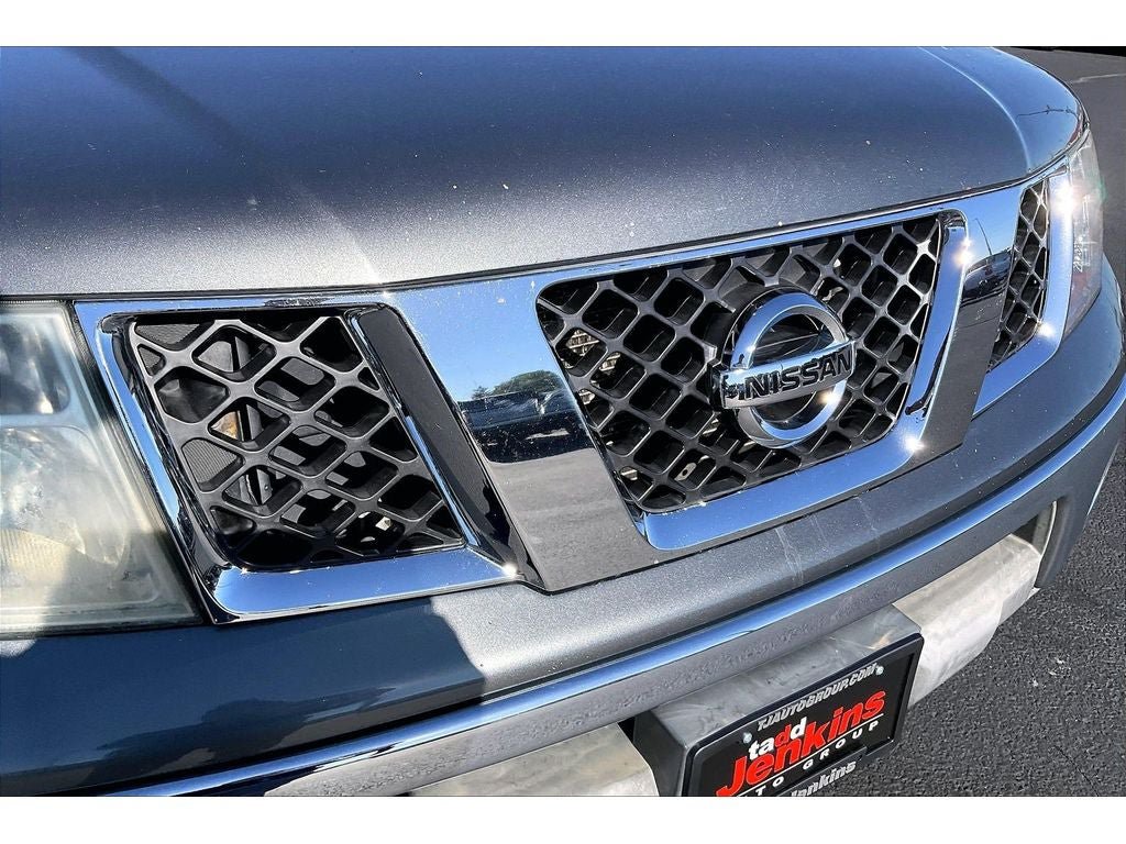 Used 2007 Nissan Frontier SE w/ SE Value Truck Pkg AWD/4WD image 31