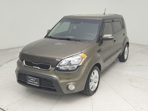 Used 2012 Kia Soul + w/ Audio Pkg image 1