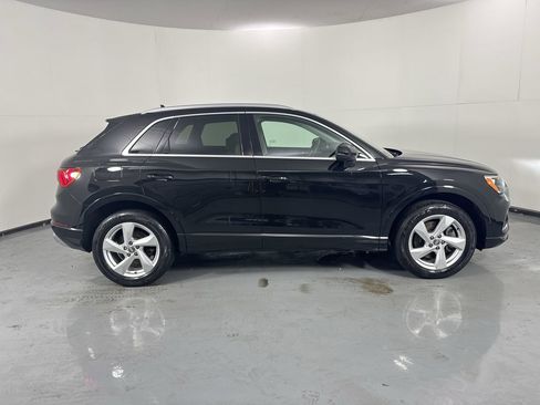 Used 2019 Audi Q3 2.0T Premium AWD/4WD image 37