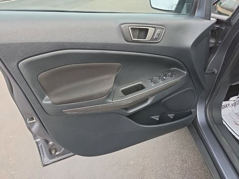 Used 2020 Ford EcoSport SE image 13