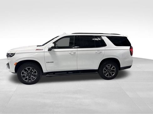 Used 2023 Chevrolet Tahoe Z71 w/ Luxury Package AWD/4WD image 3