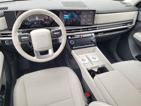 New 2026 Hyundai Santa Fe SE image 9