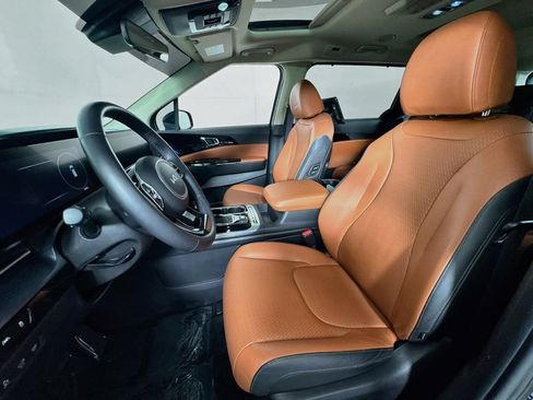 Used 2022 Kia Carnival SX Prestige FWD image 22
