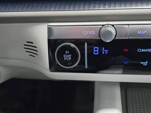 New 2025 Hyundai Ioniq 6 SEL image 30