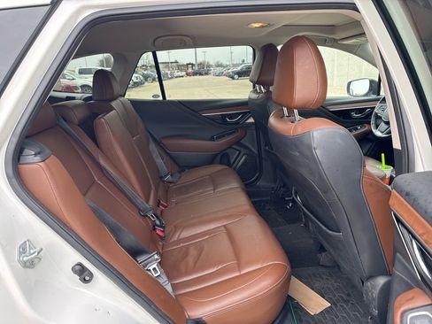 Used 2022 Subaru Outback Touring XT image 6