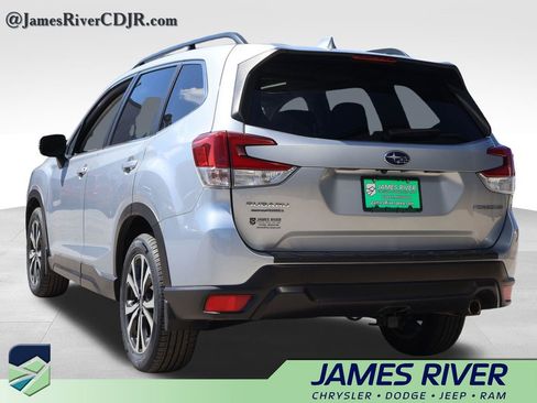 Used 2020 Subaru Forester Limited image 3