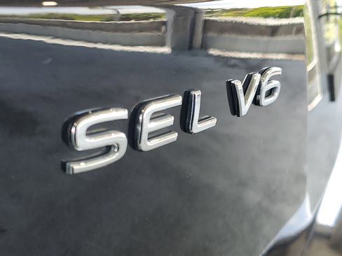 Used 2023 Volkswagen Atlas SEL Premium AWD/4WD image 5
