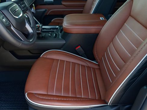 New 2026 GMC Sierra 1500 Denali Ultimate AWD/4WD image 7