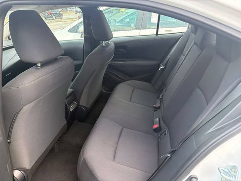 Used 2025 Toyota Corolla LE FWD image 3