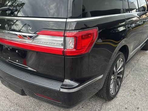 Used 2019 Lincoln Navigator Select RWD image 48