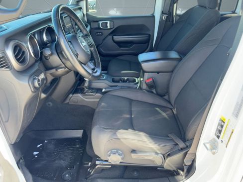 Certified 2021 Jeep Wrangler Unlimited Sport w/ Sun And Sound Package image 5