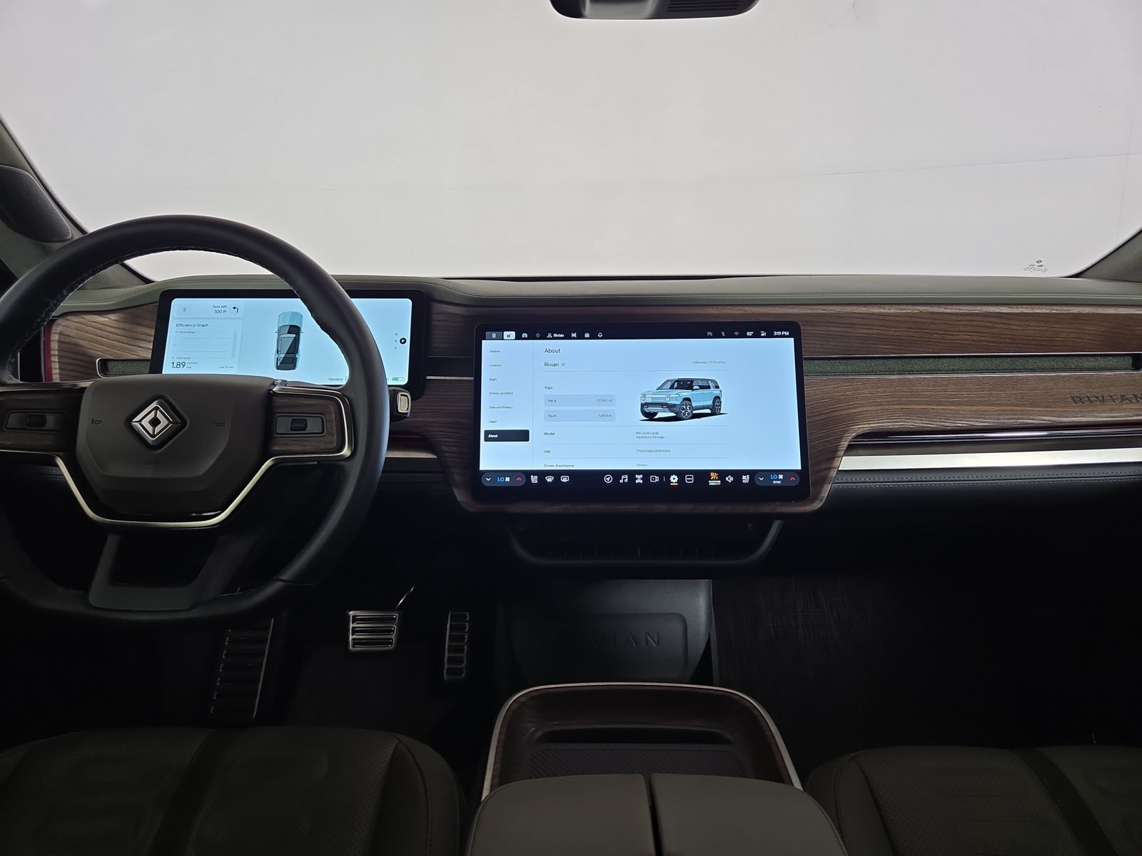 Used 2024 Rivian R1S Adventure Quad AWD/4WD image 27