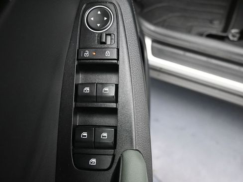 Used 2024 Kia Seltos SX image 6