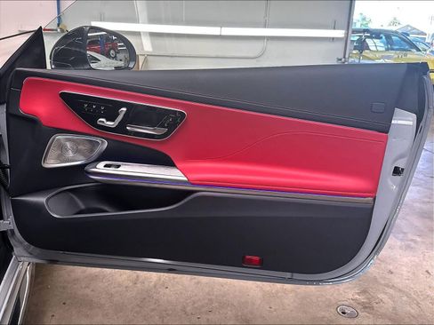 Used 2025 Mercedes-Benz CLE 53 AMG 4MATIC Cabriolet image 30