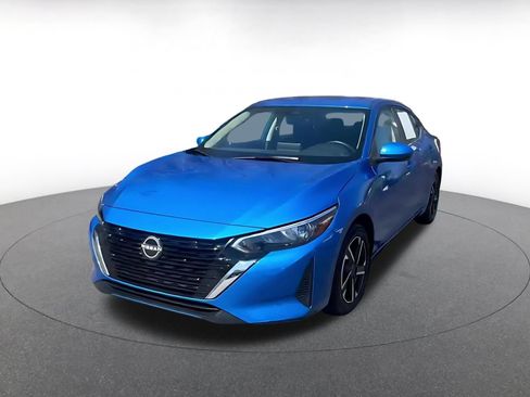 Used 2025 Nissan Sentra SV FWD image 7