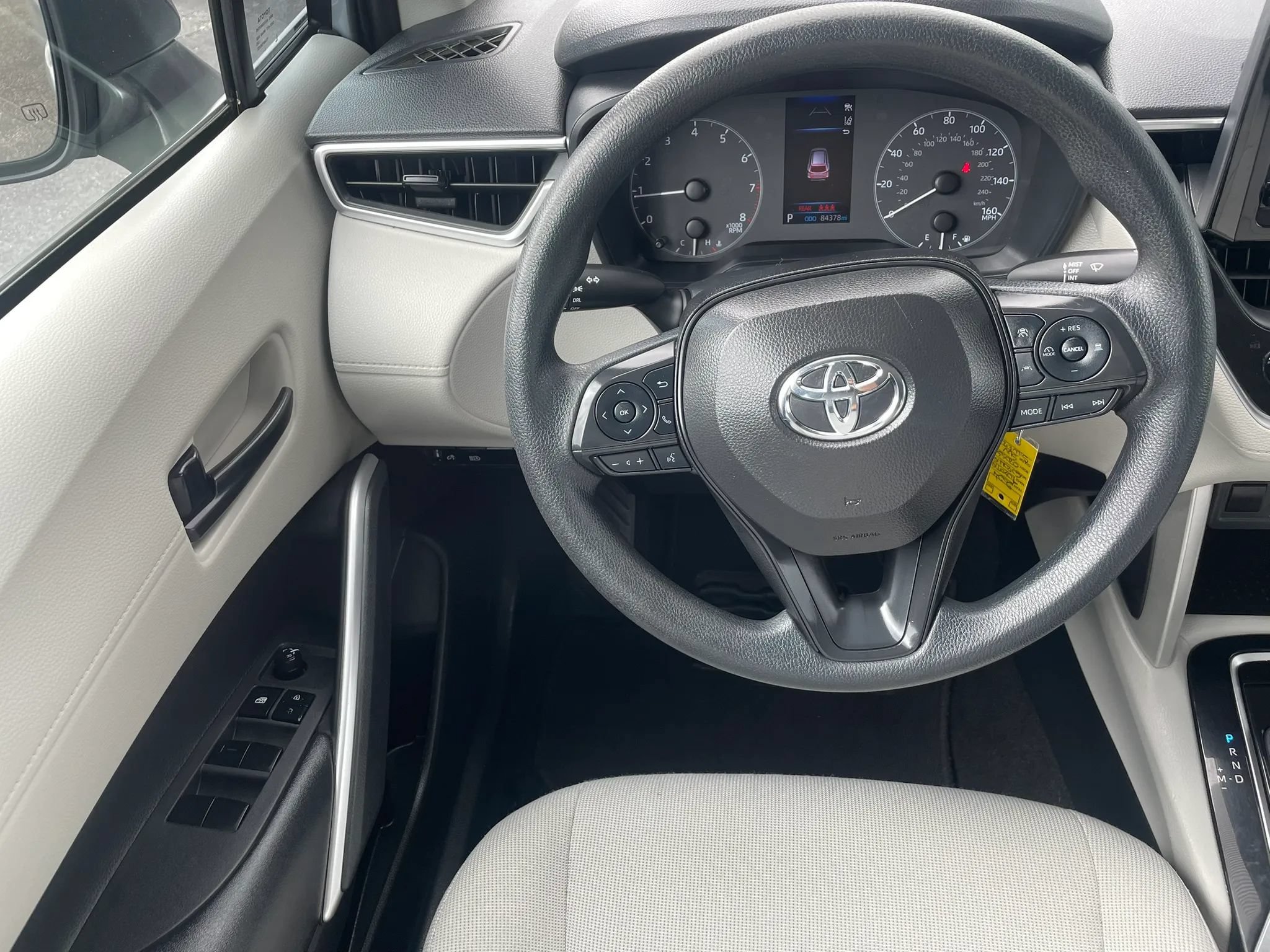 Used 2024 Toyota Corolla Cross L FWD image 12