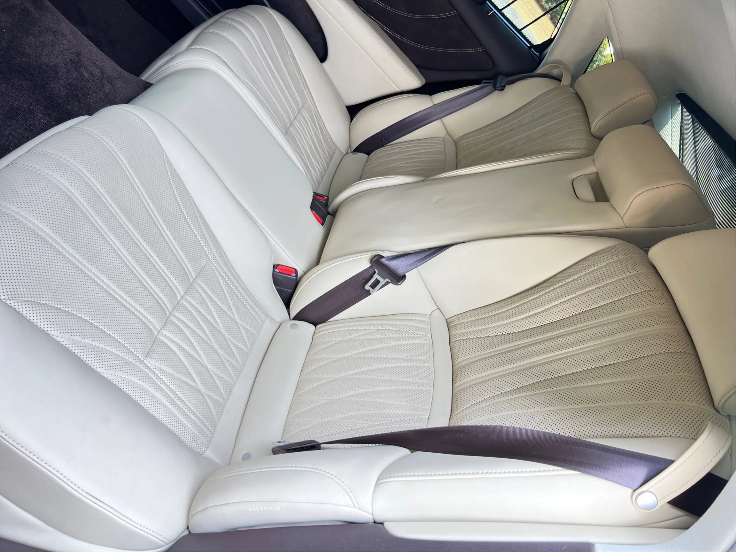 Used 2018 Lexus LS 500 w/ Luxury Package RWD image 20