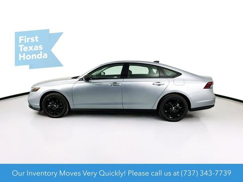 Certified 2025 Honda Accord SE image 4