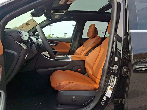New 2026 Mercedes-Benz GLC 300 4MATIC image 9
