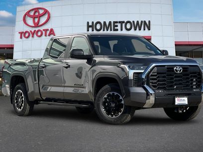 New 2026 Toyota Tundra SR5 w/ TRD Off-Road Package