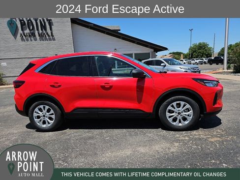 Used 2024 Ford Escape Active FWD image 13