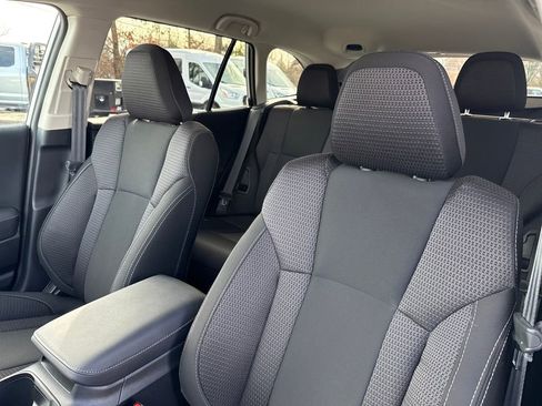 Used 2025 Subaru Outback Premium w/ Popular Package #1A image 11