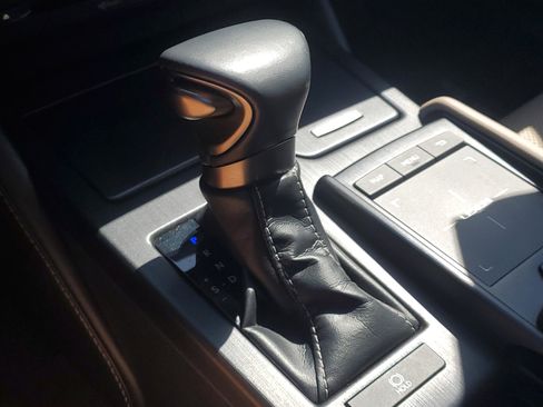Used 2019 Lexus ES 350 w/ Premium Package FWD image 29