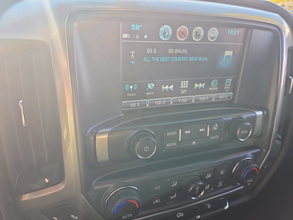 Certified 2018 Chevrolet Silverado 1500 LT w/ All Star Edition AWD/4WD image 18