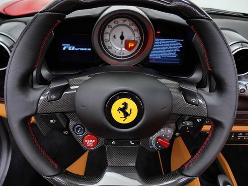 Certified 2021 Ferrari F8 Tributo RWD image 25