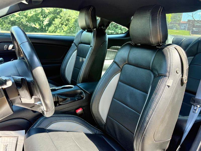 Used 2020 Ford Mustang GT w/ GT Performance Package RWD image 17