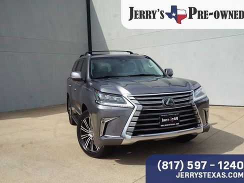 Used 2020 Lexus LX 570 4WD w/ 3rd Row & Luxury Pkg image 6