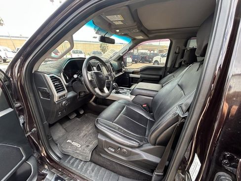 Used 2018 Ford F150 Lariat image 11