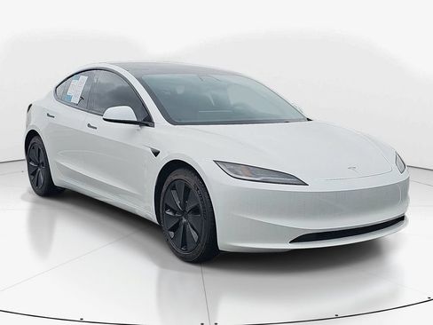 Used 2024 Tesla Model 3 Long Range AWD/4WD image 3