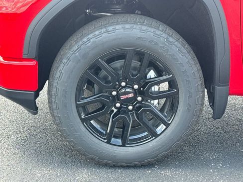 New 2026 GMC Sierra 1500 Elevation w/ Elevation Select Package AWD/4WD image 12
