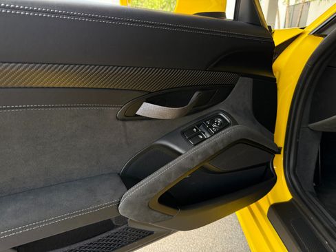 Used 2025 Porsche 718 Cayman GT4 RS RWD image 28