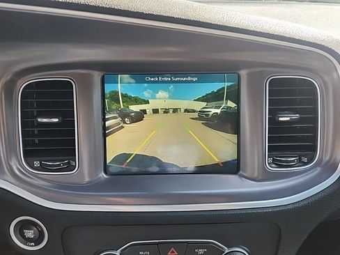 Used 2019 Dodge Charger Scat Pack RWD image 15